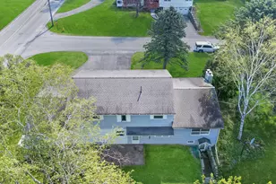 46 Hardy St, Presque Isle, ME 04769 - Photo 3