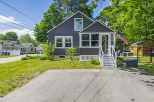 8 Somerset Ave, Old Orchard Beach, ME 04064 - Photo 3