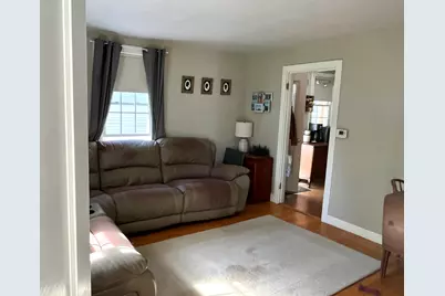 32 Gillander Avenue, Auburn, ME 04210 - Photo 9