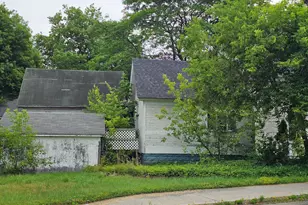 38 Water St, Guilford, ME 04443 - Photo 3