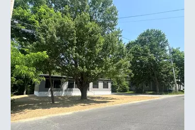 8 Kelley Street, Fairfield, ME 04937 - Photo 39