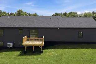3 Meadow Ln, Oxford, ME 04270 - Photo 11