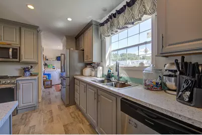20 Purington Avenue, Mechanic Falls, ME 04256 - Photo 17