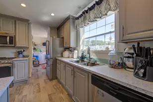 20 Purington Ave, Mechanic Falls, ME 04256 - Photo 17