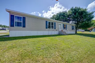 20 Purington Ave, Mechanic Falls, ME 04256 - Photo 33