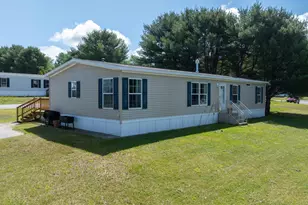 20 Purington Ave, Mechanic Falls, ME 04256 - Photo 27