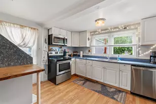 40 11th St, Old Orchard Beach, ME 04064 - Photo 23