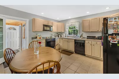 706 Middlesex Road, Topsham, ME 04086 - Photo 15