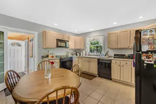 706 Middlesex Rd, Topsham, ME 04086 - Photo 15