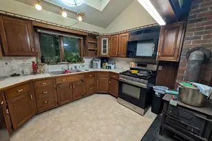 1816 Dexter Rd, Dover Foxcroft, ME 04426 - Photo 5