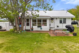 212 Sibley Rd, Burlington, ME 04417 - Photo 5