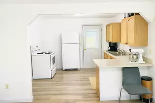 549 Roosevelt Trail, Windham, ME 04062 - Photo 11