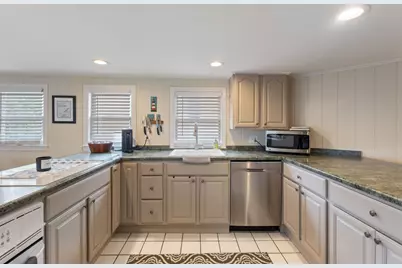 16-18 Cumberland Avenue #4, Portland, ME 04101 - Photo 7