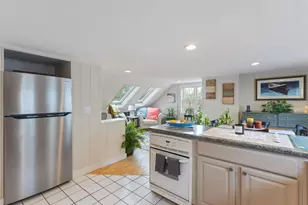 16 Cumberland Ave, Portland, ME 04101 - Photo 11