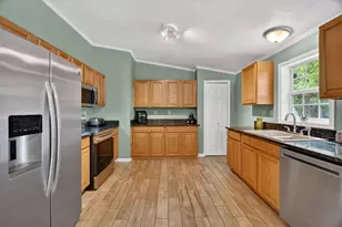 54 Mark St, Lewiston, ME 04240 - Photo 5