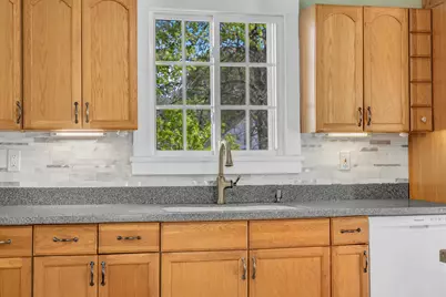 9 Fountain Street, Gardiner, ME 04345 - Photo 19
