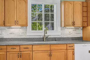 9 Fountain St, Gardiner, ME 04345 - Photo 19