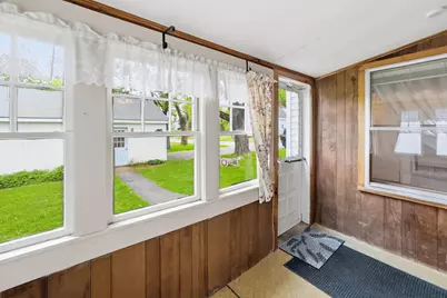 17 Georges Street, Thomaston, ME 04861 - Photo 13