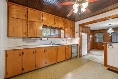 17 Georges Street, Thomaston, ME 04861 - Photo 9