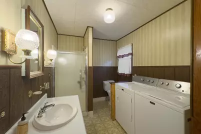17 Georges Street, Thomaston, ME 04861 - Photo 25