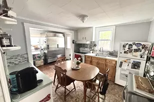 94 Lincoln St, Millinocket, ME 04462 - Photo 9