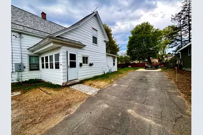 94 Lincoln Street, Millinocket, ME 04462 - Photo 3
