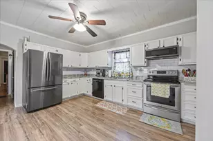 152 Prospect St, Biddeford, ME 04005 - Photo 5
