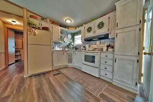 32 Green St, Houlton, ME 04730 - Photo 21
