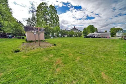 32 Green Street, Houlton, ME 04730 - Photo 11
