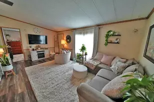 32 Green St, Houlton, ME 04730 - Photo 7