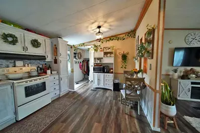 32 Green Street, Houlton, ME 04730 - Photo 19