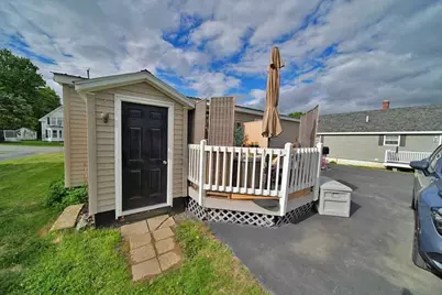 32 Green Street, Houlton, ME 04730 - Photo 15
