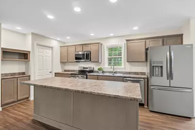 47 Evergreen Drive, Boothbay, ME 04537 - Photo 3
