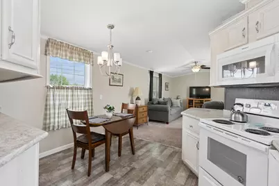 11 Ofarrell Street, Topsham, ME 04086 - Photo 9