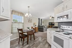 11 Ofarrell St, Topsham, ME 04086 - Photo 9