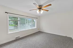 407 Lisbon St, Lisbon, ME 04250 - Photo 21