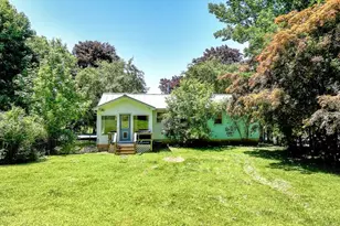 144 Highland Ave, Winthrop, ME 04364 - Photo 5