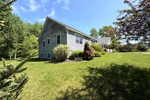 11 Mt View Dr, Veazie, ME 04401 - Photo 7
