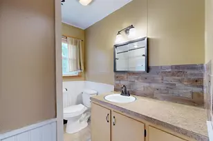 390 Webster St, Lewiston, ME 04240 - Photo 27