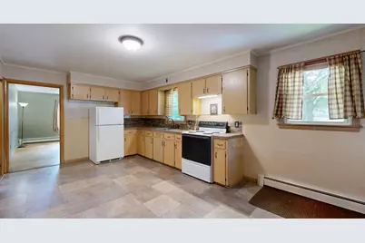 390 Webster Street, Lewiston, ME 04240 - Photo 7