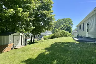 390 Webster St, Lewiston, ME 04240 - Photo 35