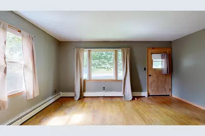 390 Webster Street, Lewiston, ME 04240 - Photo 13