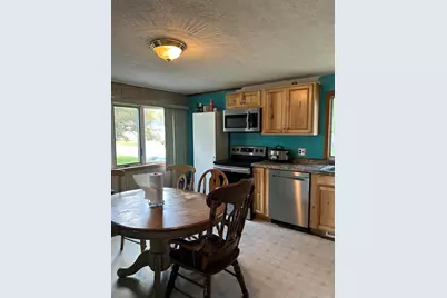6 Holy Family Street, Lewiston, ME 04240 - Photo 9