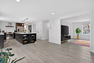 8 Mast Rd, Scarborough, ME 04074 - Photo 17
