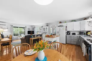 31 Dewdrop Ln, Waldoboro, ME 04572 - Photo 5