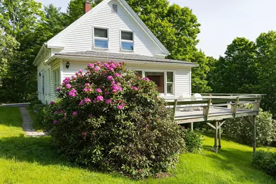 28 Greenville Street, Hallowell, ME 04347 - Photo 3