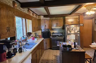 28 Dyer St, Presque Isle, ME 04769 - Photo 7