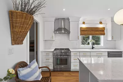 492 W Elm Street, Yarmouth, ME 04096 - Photo 11