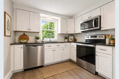 9 Cole Street #2D, South Portland, ME 04106 - Photo 3