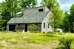 22 Union St, Skowhegan, ME 04976 - Photo 3
